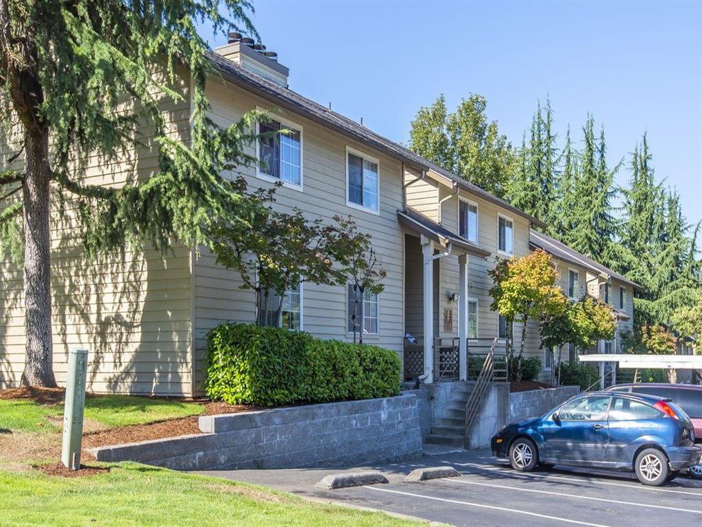 Photos and Video of Black Lake Apartments in Olympia, WA